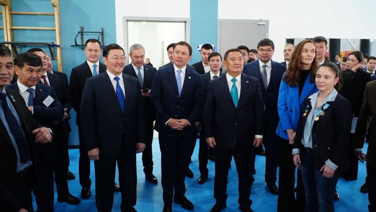 Головкин принял участие в открытии Kokshe Arena