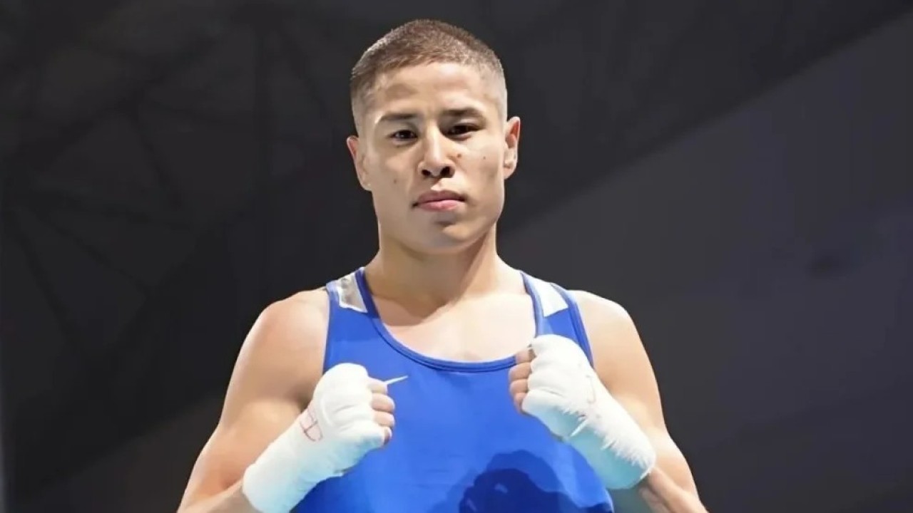 Оразбек Асылкулов выиграл первый бой на ЧМ